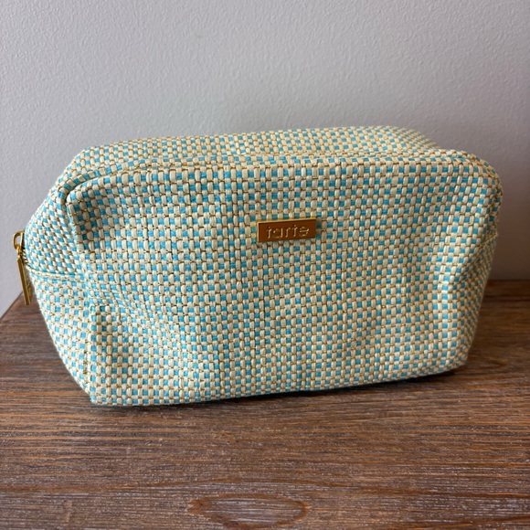 tarte Handbags - Tarte cosmetic case